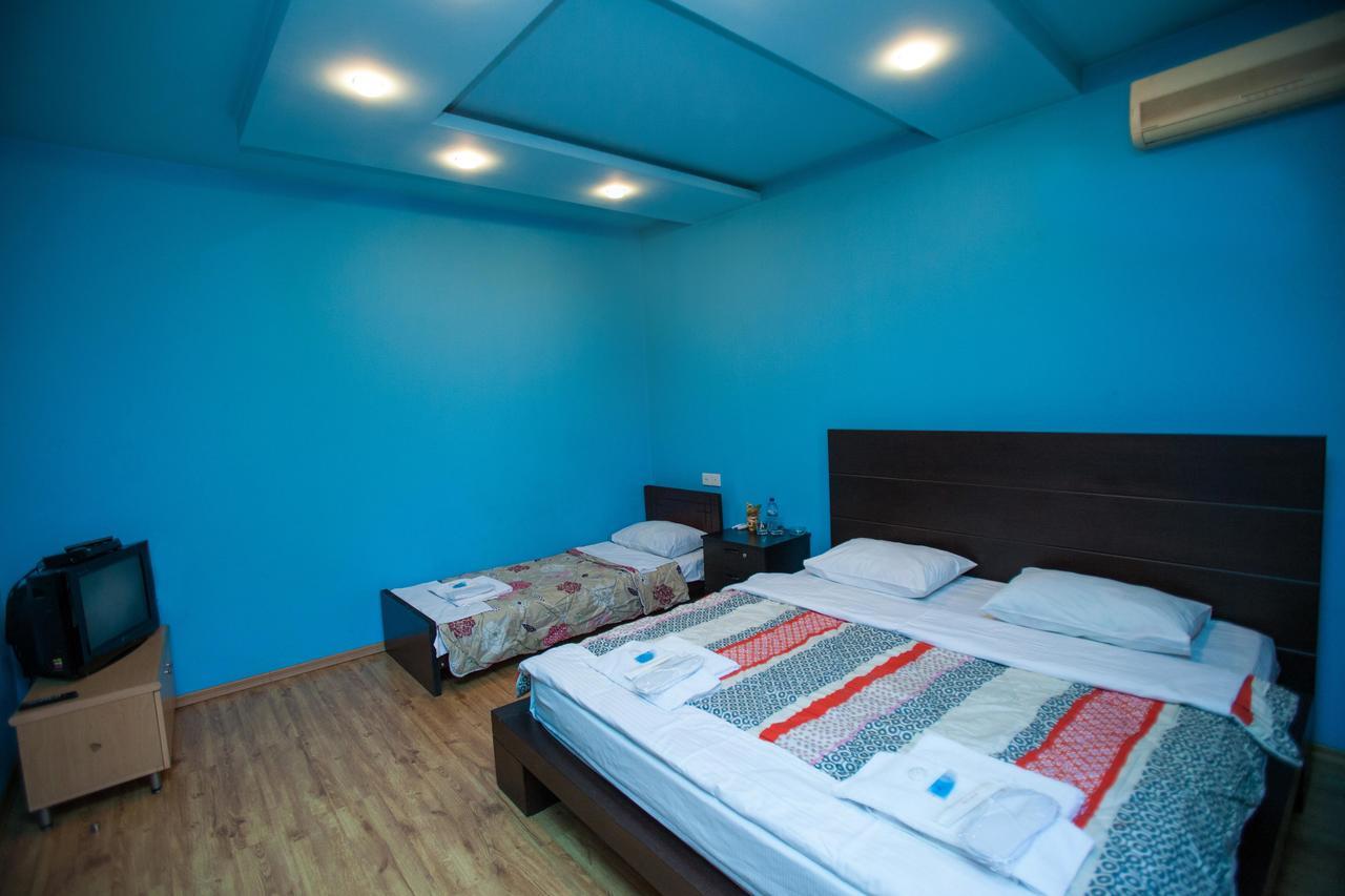 Hotel 4You Tbilisi Bagian luar foto