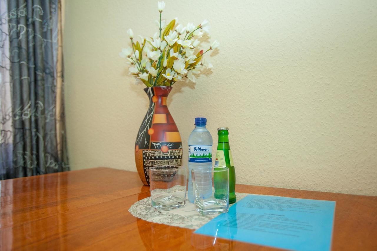 Hotel 4You Tbilisi Bagian luar foto